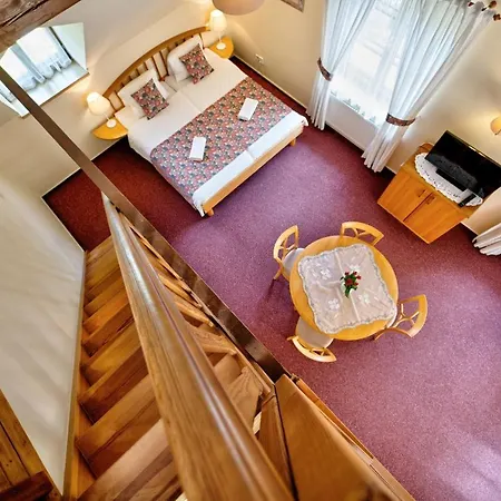 Onyx Cesky Krumlov